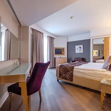 Üdülőközpont Villa Side Residence 5*
