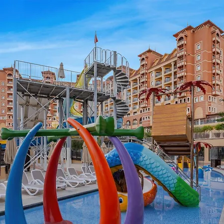 Üdülőközpont Villa Side Residence 5*