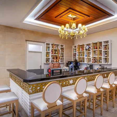 Üdülőközpont Villa Side Residence Side