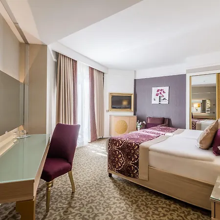 Villa Side Residence Üdülőközpont 5*